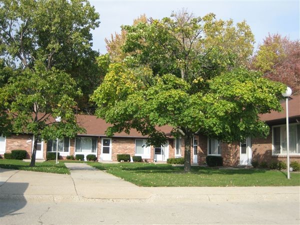 Building Photo - 31681 Hoover Rd
