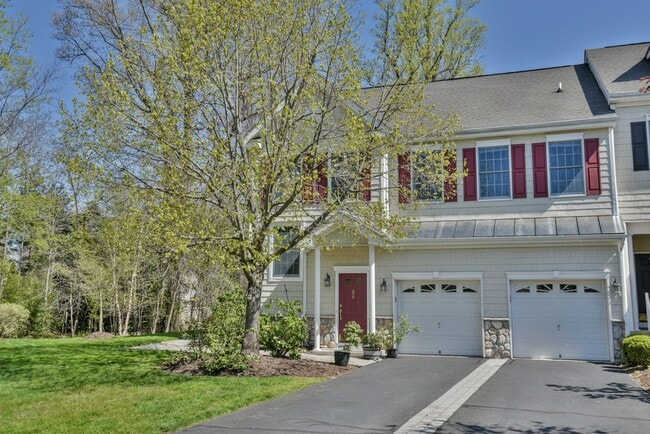Building Photo - 66 Pheasant Run