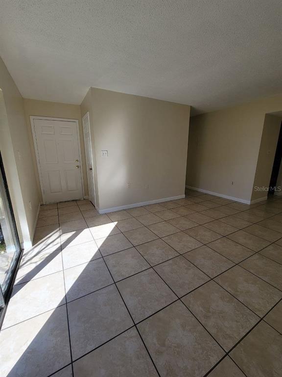 Foto del edificio - 8429 Camden St
