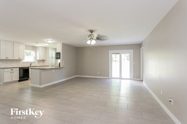 Building Photo - 1047 Cove Landing Dr
