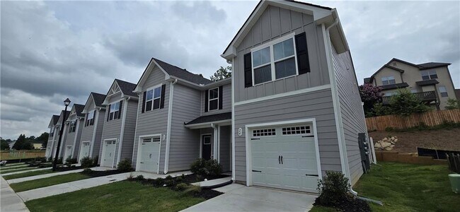 Building Photo - 24 Downing Dr