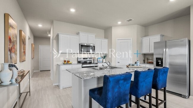 Building Photo - 9437 Golden Tree Ave