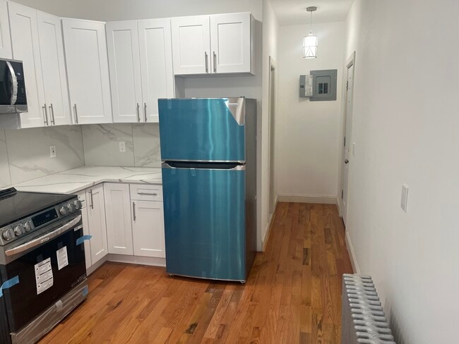 Building Photo - 535 Van Cortlandt Park Ave