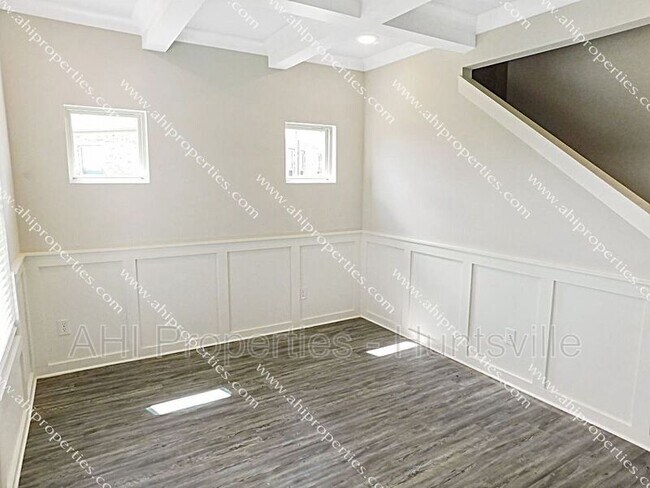 Foto del edificio - 26093 Valley Ridge Rd