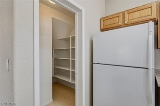 Building Photo - 2576 Velez Valley Way