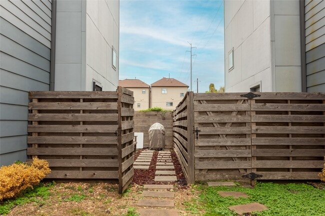 Foto del edificio - 2903 Blodgett St