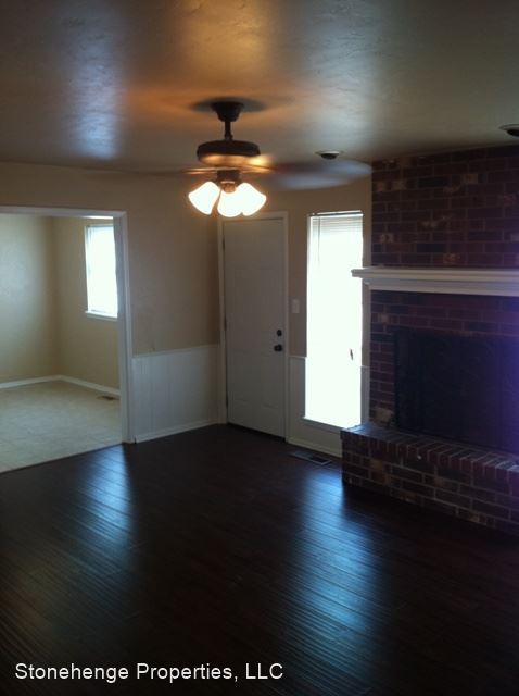 Building Photo - 4 br, 2 bath House - 2936 Woodview