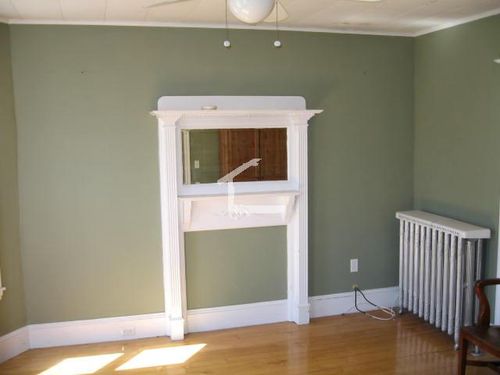 Building Photo - 29 Hunnewell Ave