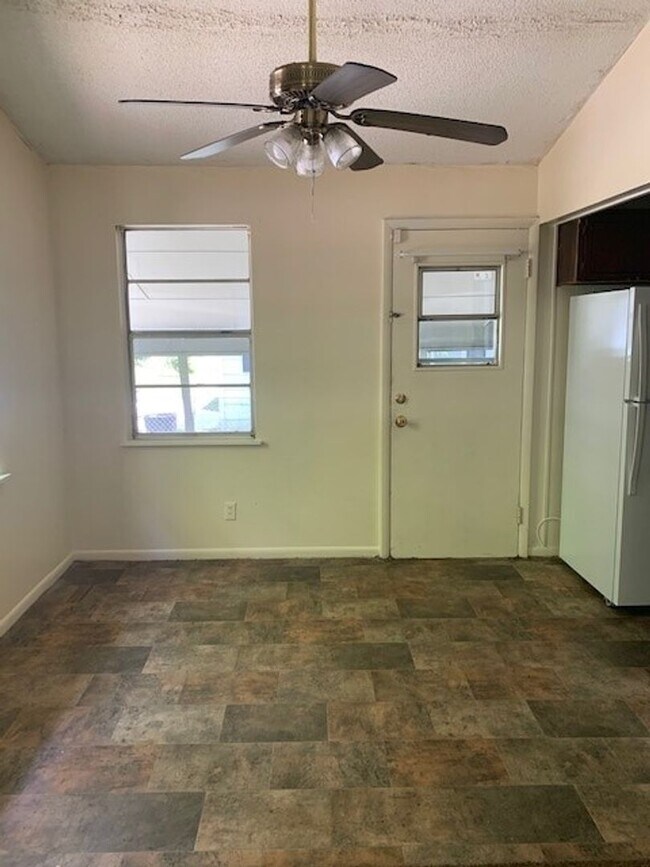 Building Photo - 3 Bedroom/1 Bath Home in Valdosta