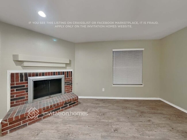 Building Photo - 7215 Fossil Garden Dr