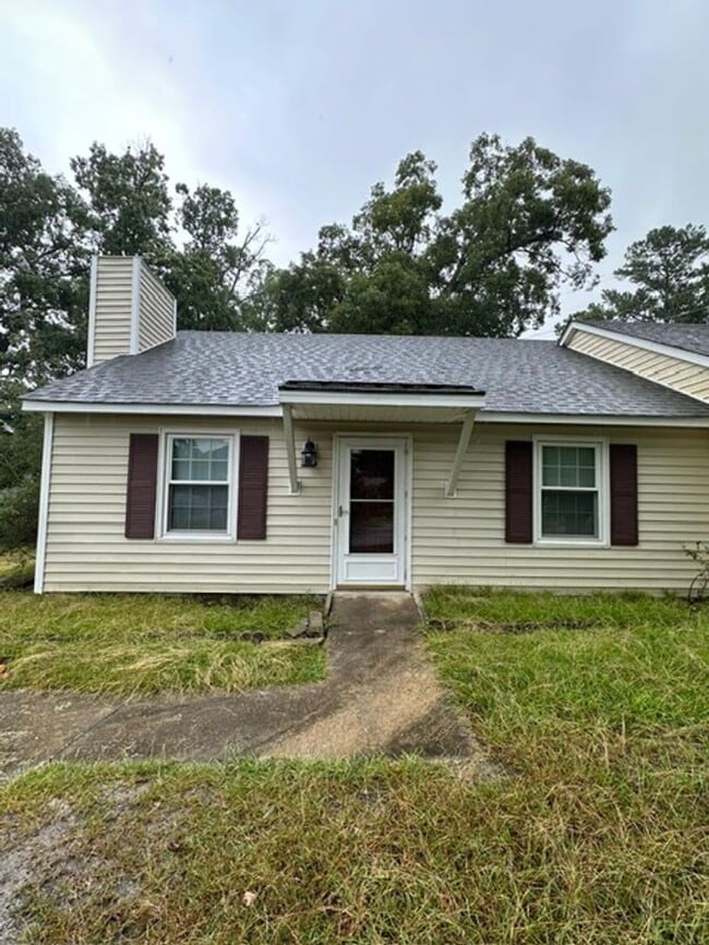 Building Photo - 104 Remington Dr