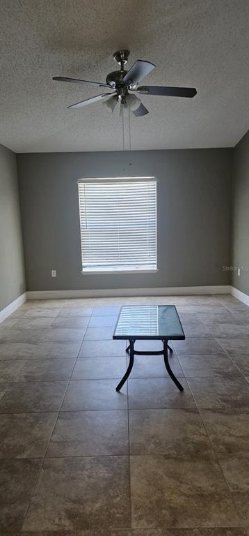 Foto del edificio - 419 Martigues Dr