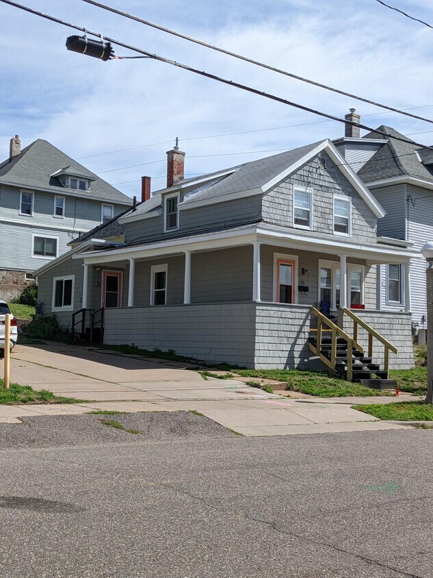 308 W Bluff St, Marquette, MI 49855 House Rental in Marquette, MI