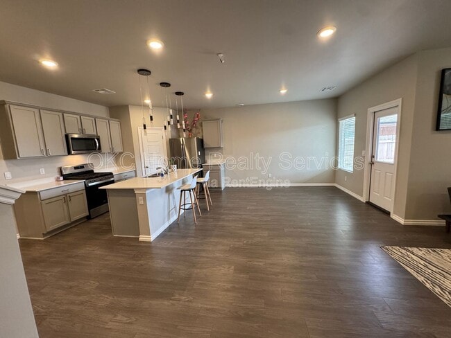 Building Photo - 2748 Alice Dr