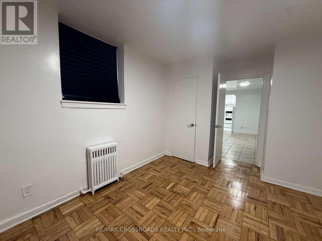 Photo du bâtiment - 2770 Yonge St