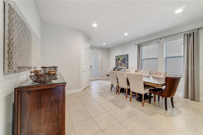 Building Photo - 310 Pendant Ct