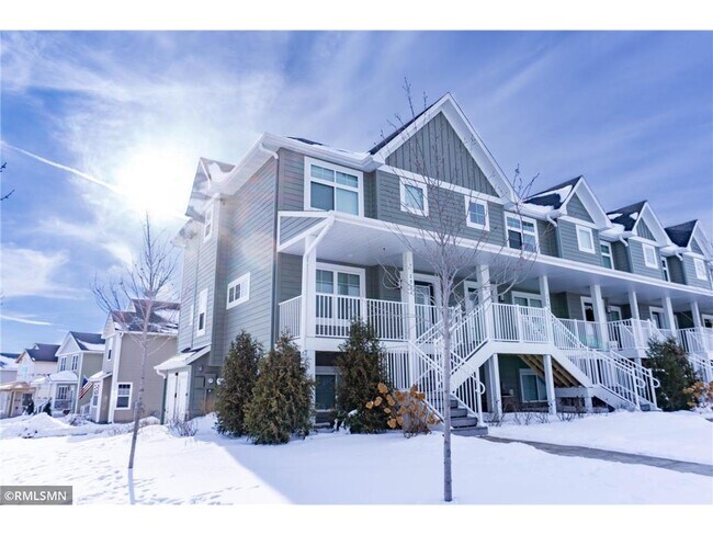 Foto del edificio - 2964 Clover Ridge Dr