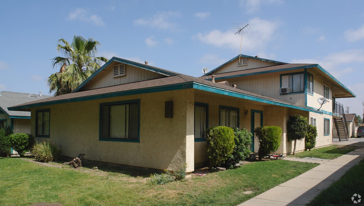 Primary Photo - 505 W Limited Ave
