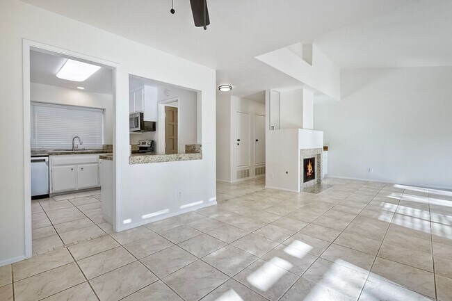 Foto del edificio - 2Bed/2Bath in Pala Mesa Village~ Cyprus Island