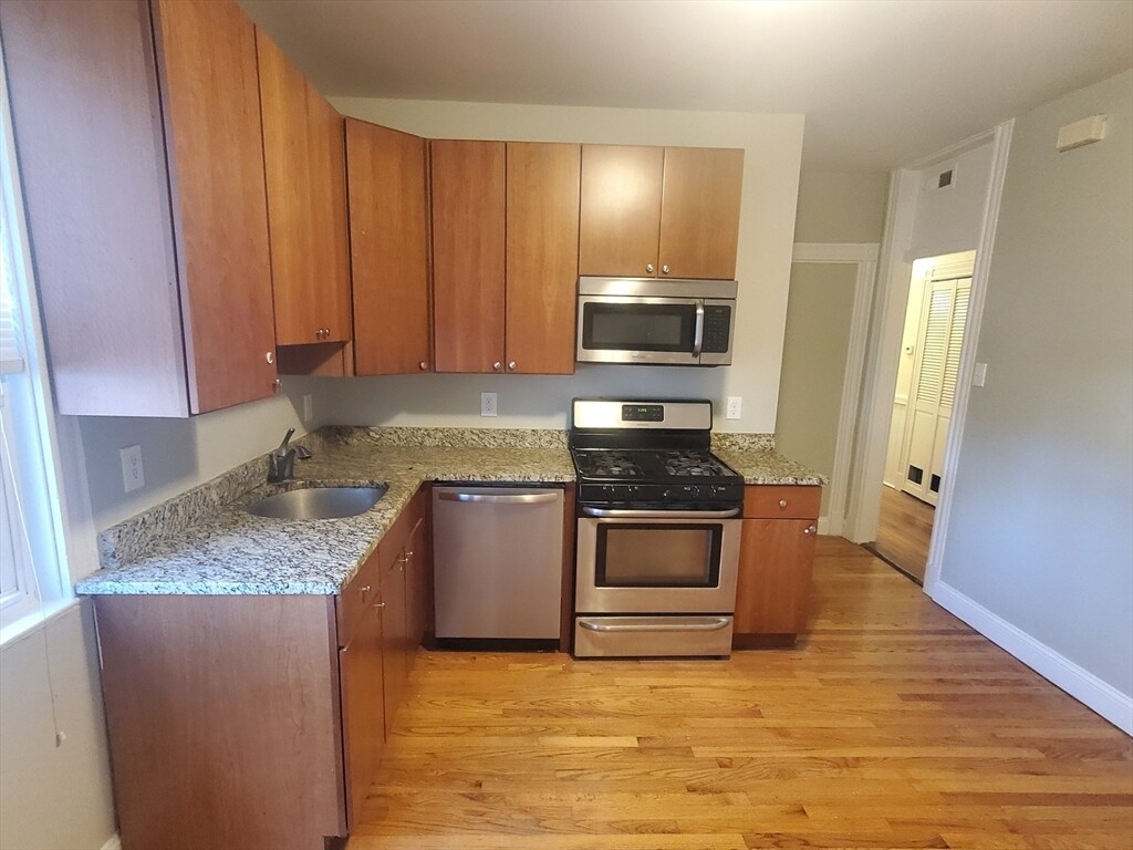 Primary Photo - 17 Maryland St