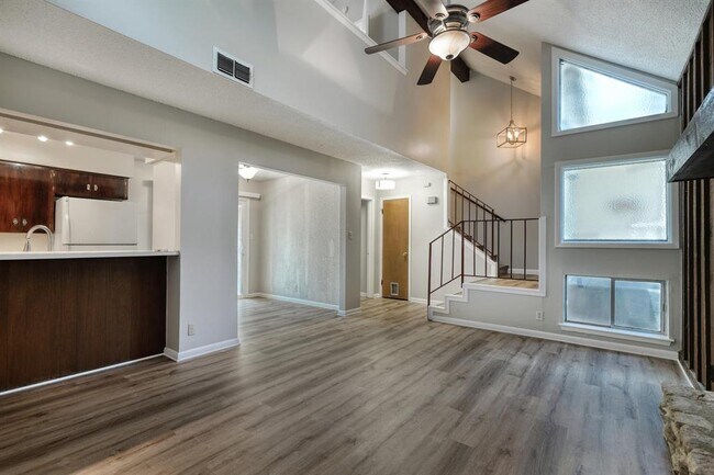 Foto del edificio - 2711 St Edwards Cir