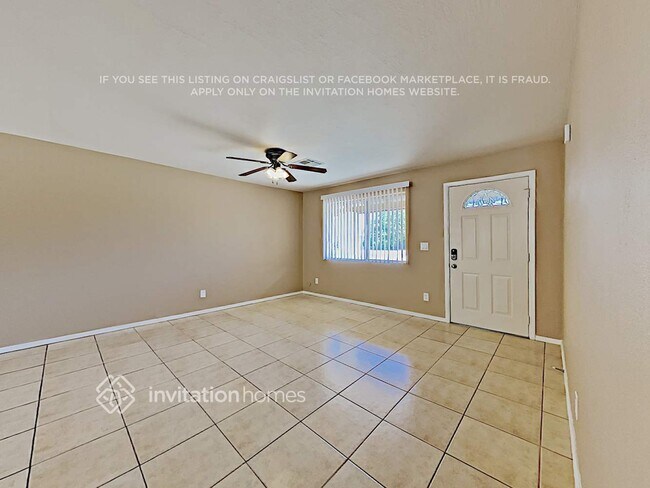 Building Photo - 18042 N Villa Rita Dr