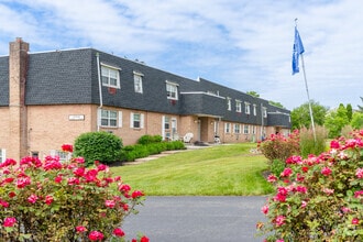 Building Photo - Amity Garden