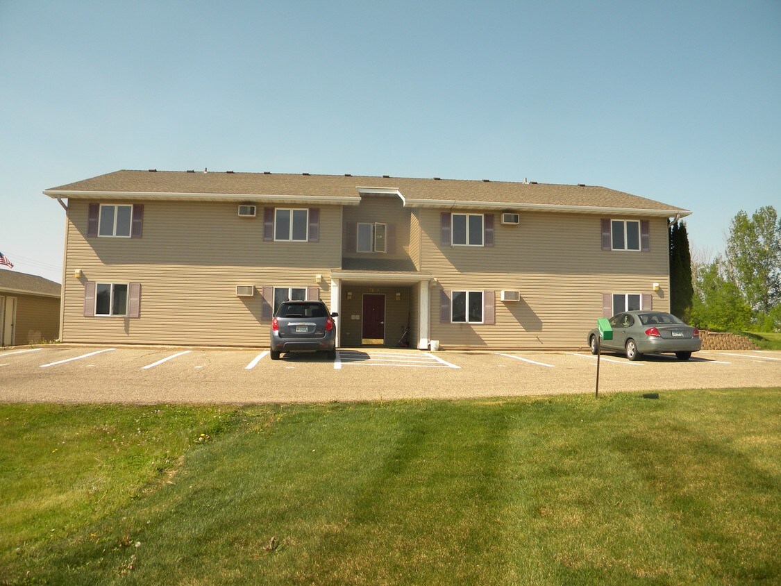1851 1st Ave NE, Stewartville, MN 55976 Apartments in Stewartville