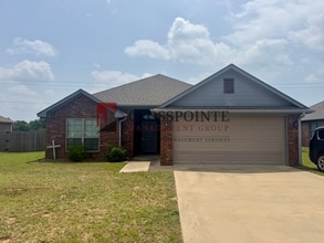 Building Photo - 5748 Le Harve Dr