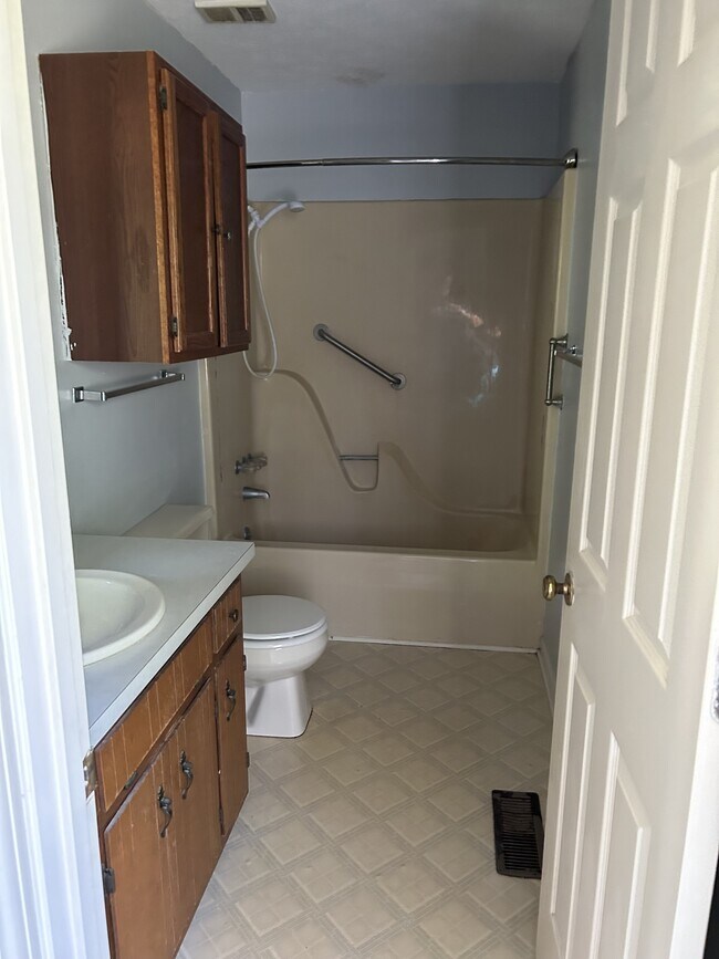 Building Photo - 3609 Stone Valley Dr