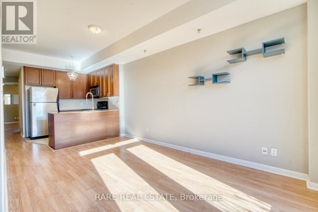 Building Photo - 70-TH70 Carr St
