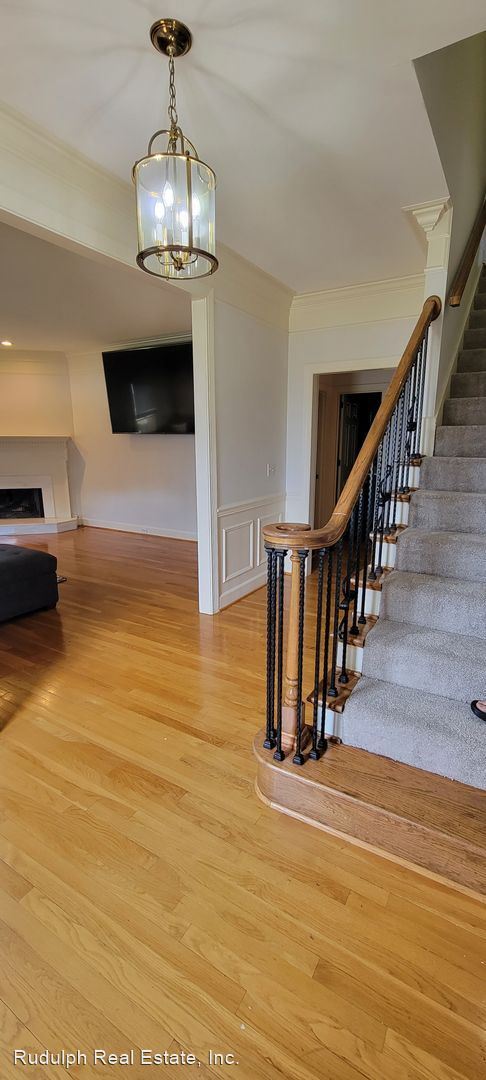 Building Photo - 5 br, 4.5 bath House - 2508 Willowbrook Ci...