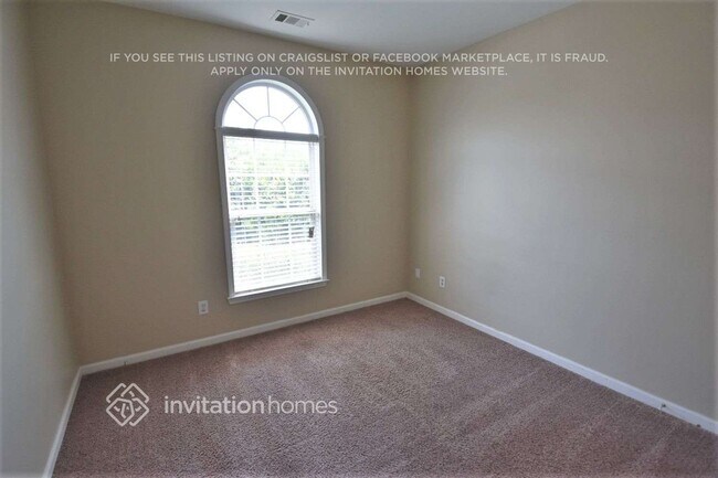 Building Photo - 55 Lakebrooke Ln