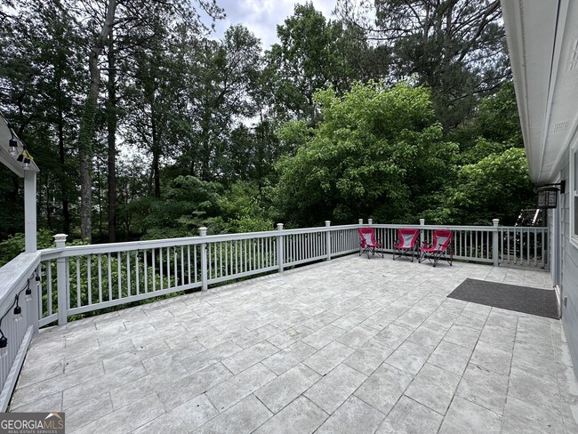 Foto del edificio - 163 Bentley Pkwy