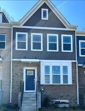 Building Photo - 2942 Bridgewater Dr