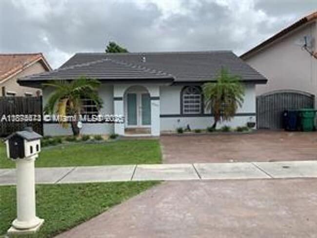 Building Photo - 14343 SW 115th Terrace