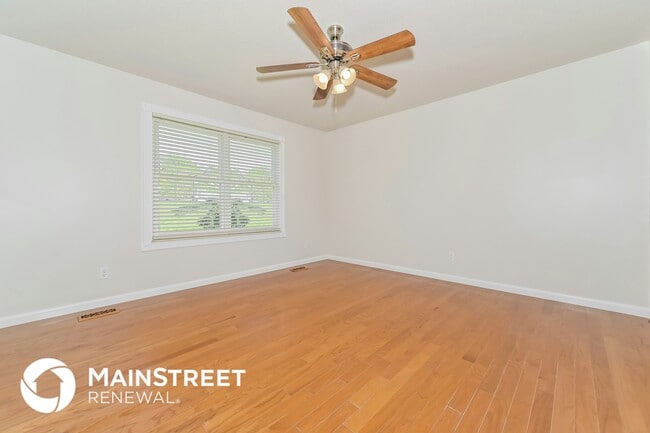 Building Photo - 5505 Malmsbury Rd NW