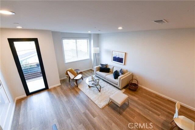 Foto del edificio - 15810 Villas Ln