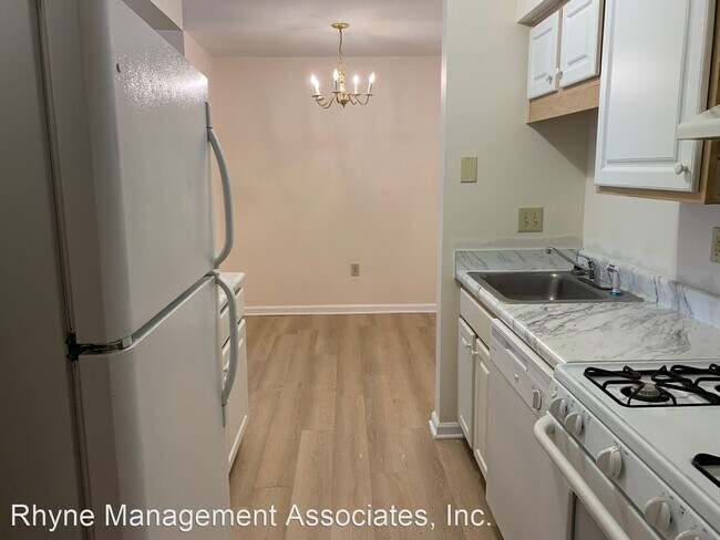 Building Photo - 1 br, 1 bath House - 1308-301 Hillbrow Lane