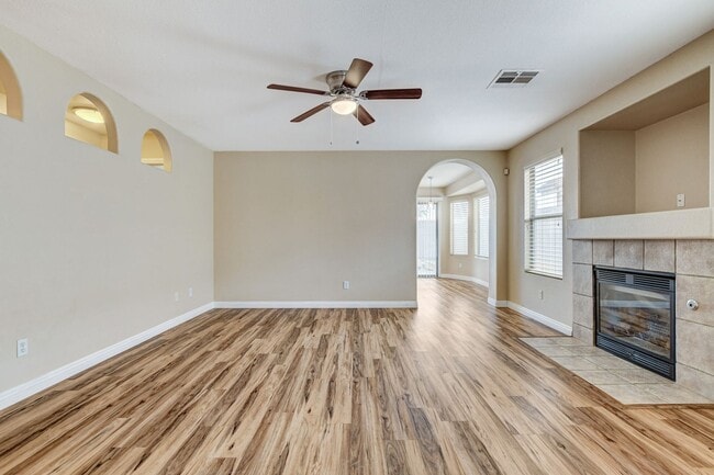 Foto del edificio - BLUE DIAMOND RANCH UNIT 2