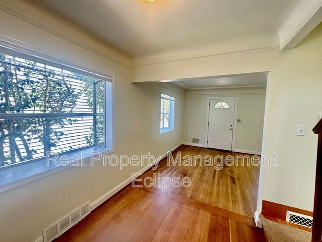 Foto del edificio - 843 NW 63rd St