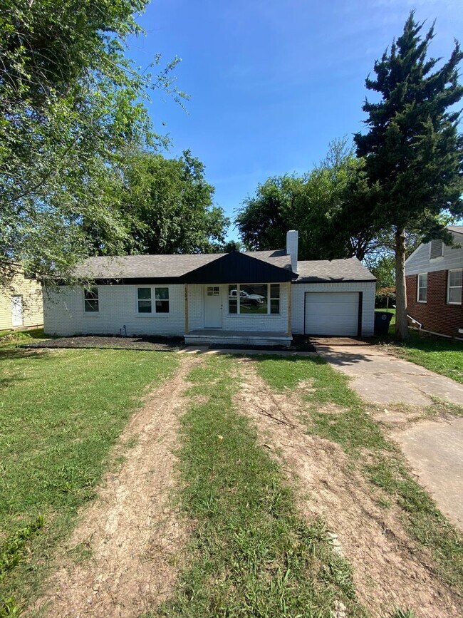 Foto del edificio - Gorgeous 3 Bed, 2 Bath Home with Modern Up...