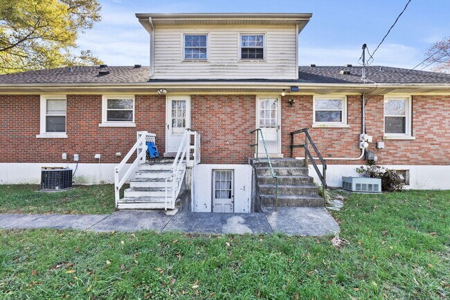 Foto del edificio - 129 Greenbriar Rd