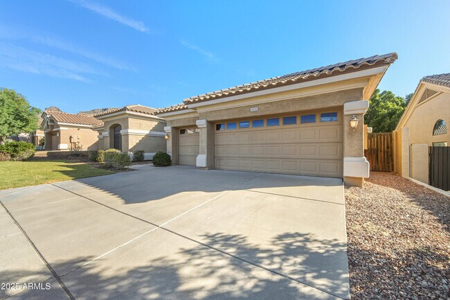 Foto del edificio - 14241 N 14th St