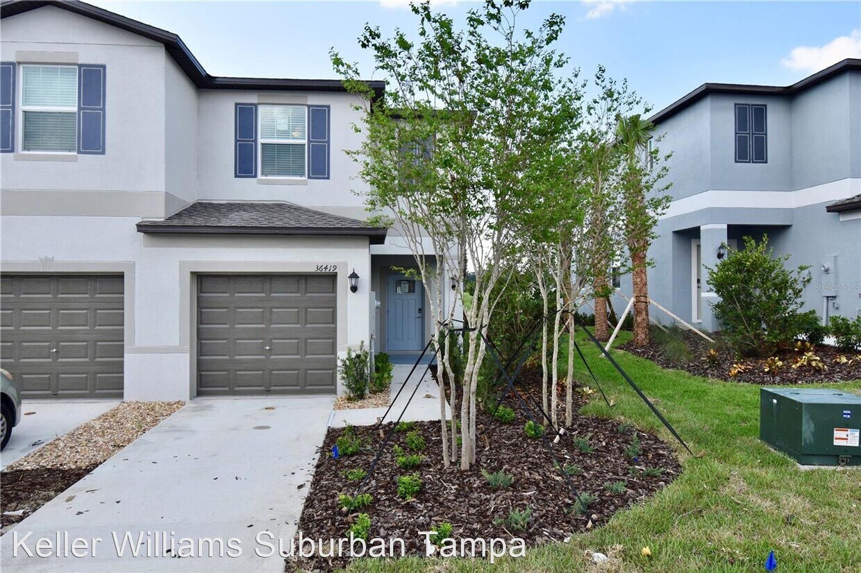 Foto principal - 2 br, 2.5 bath House - 36419 Garden Wall Way