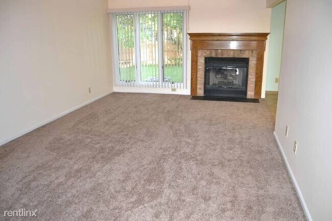 Foto del edificio - 2 br, 2.5 bath Townhome - 41 White Swan Way