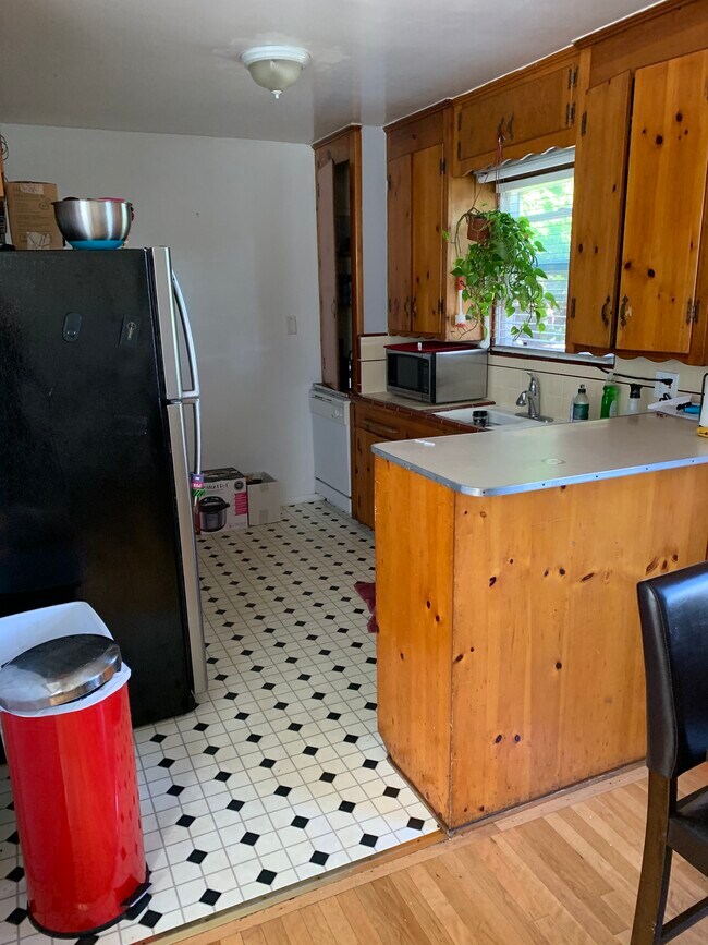 Kitchen - 12961 Panama St