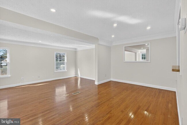 Foto del edificio - 6178 Morning Glory Rd