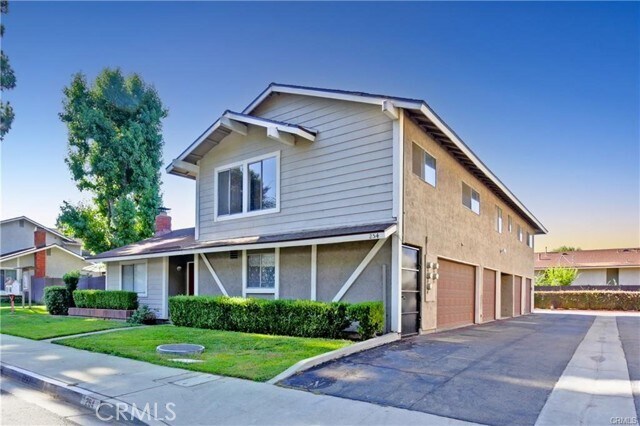Foto principal - 254 W Grove St