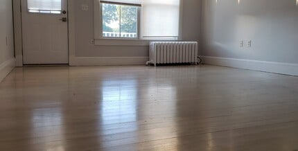 Building Photo - 36 Porter St